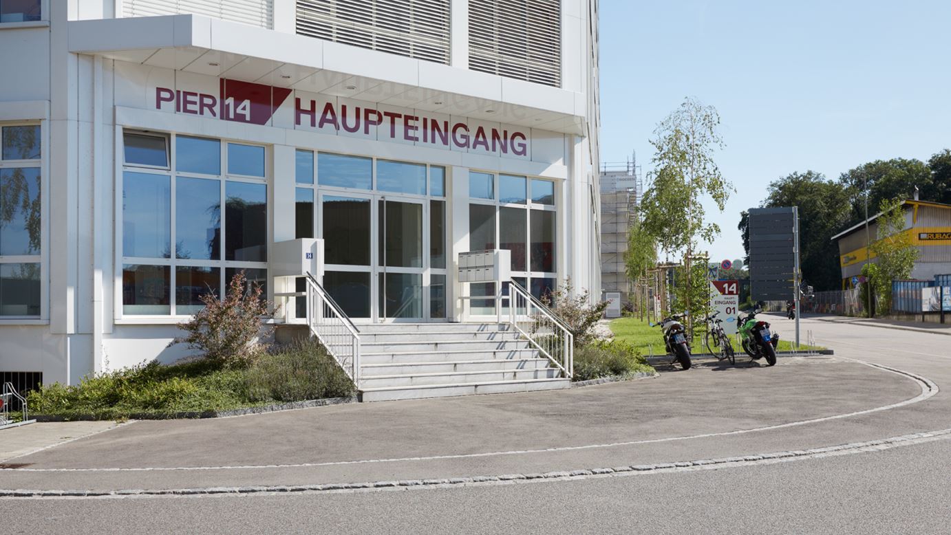 Birsfelden Pier14 Haupteingang Birsfelden Pier14 Haupteingang