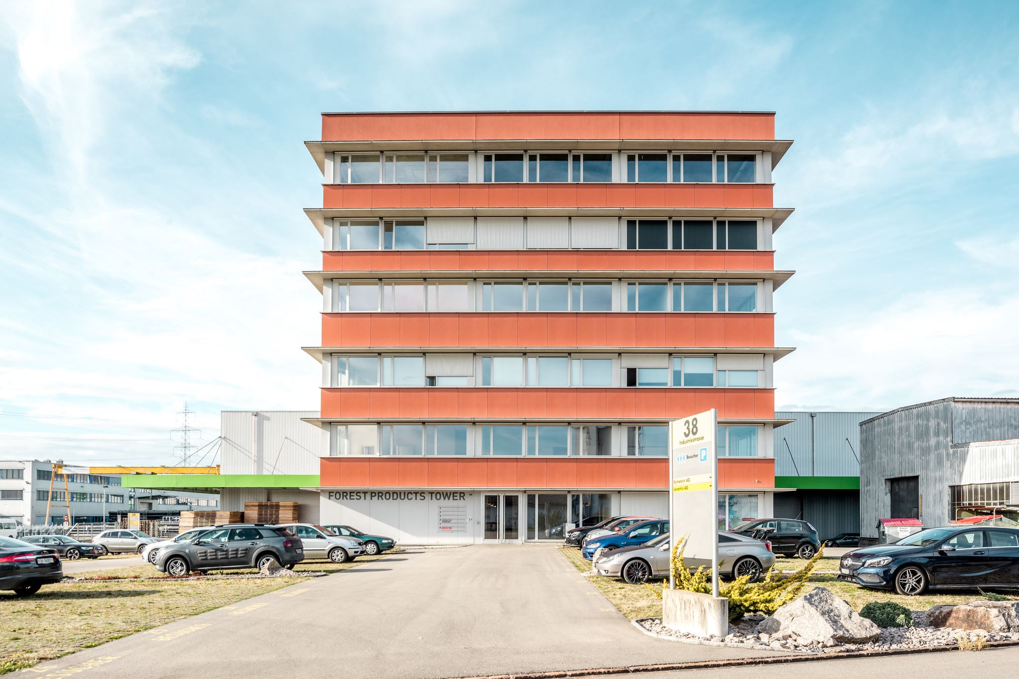 Kleindoettingen HIAG-Areal Aussenansicht Kleindoettingen HIAG-Areal Aussenansicht