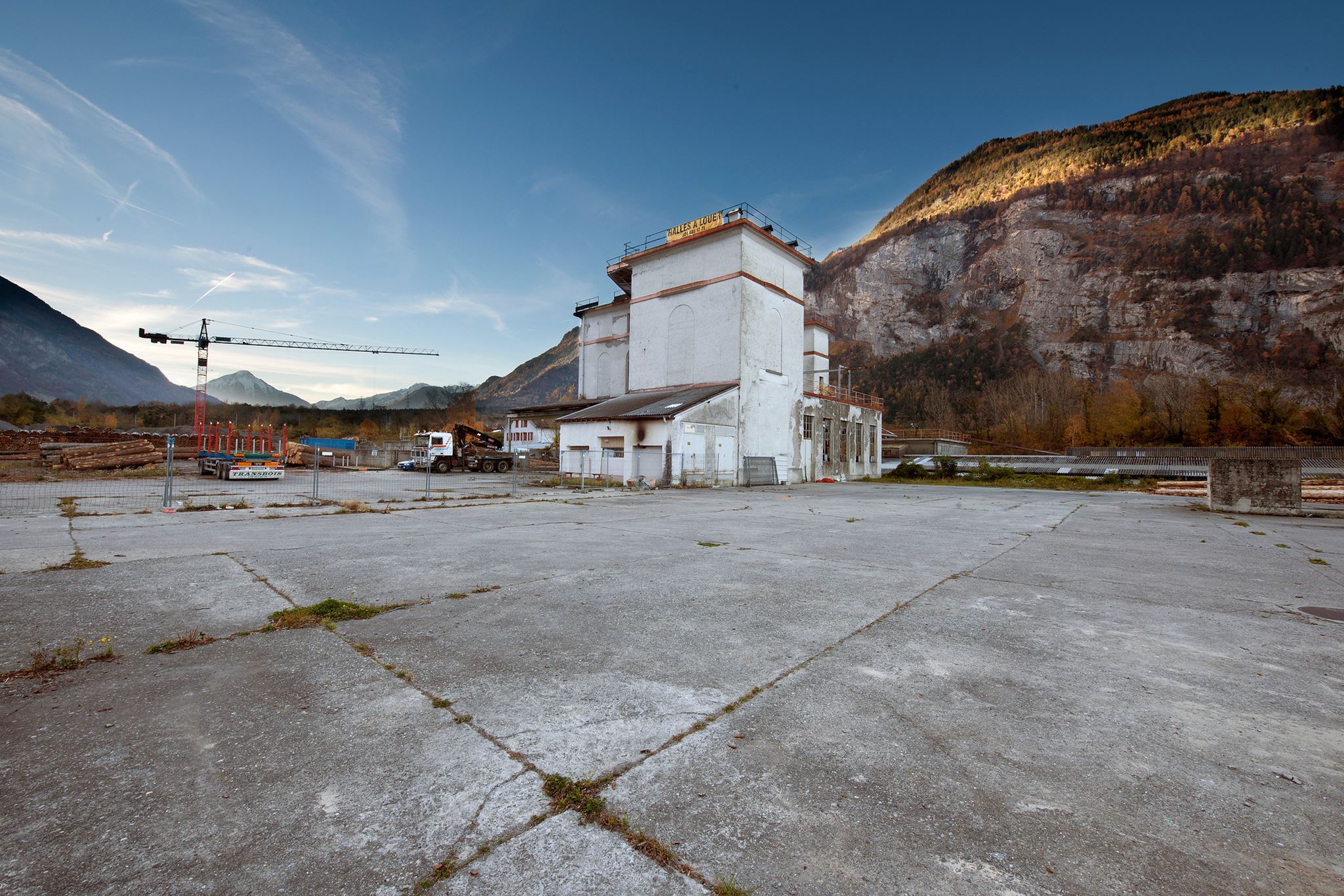 Saint Maurice HIAG-Areal Aussenaufnahme Saint Maurice HIAG-Areal Aussenaufnahme